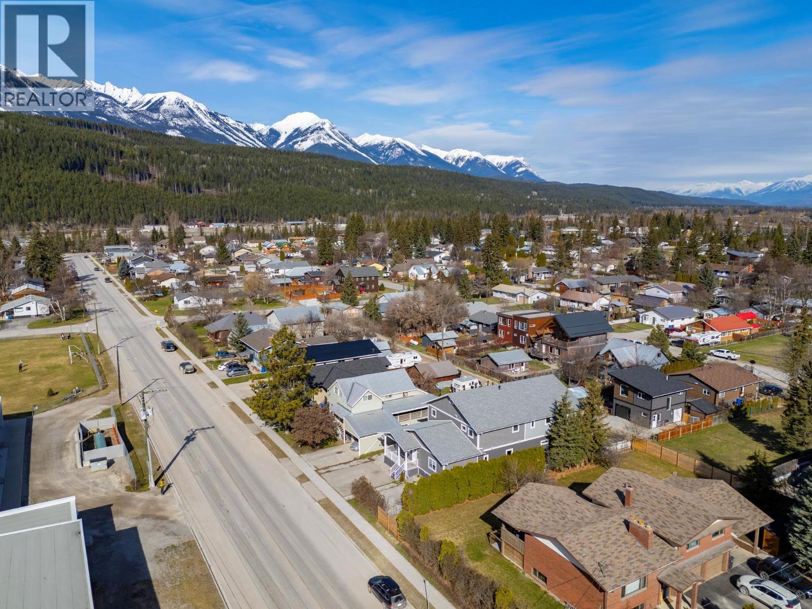 615 9th Street S, Golden, British Columbia  V0A 1H0 - Photo 70 - 10364237