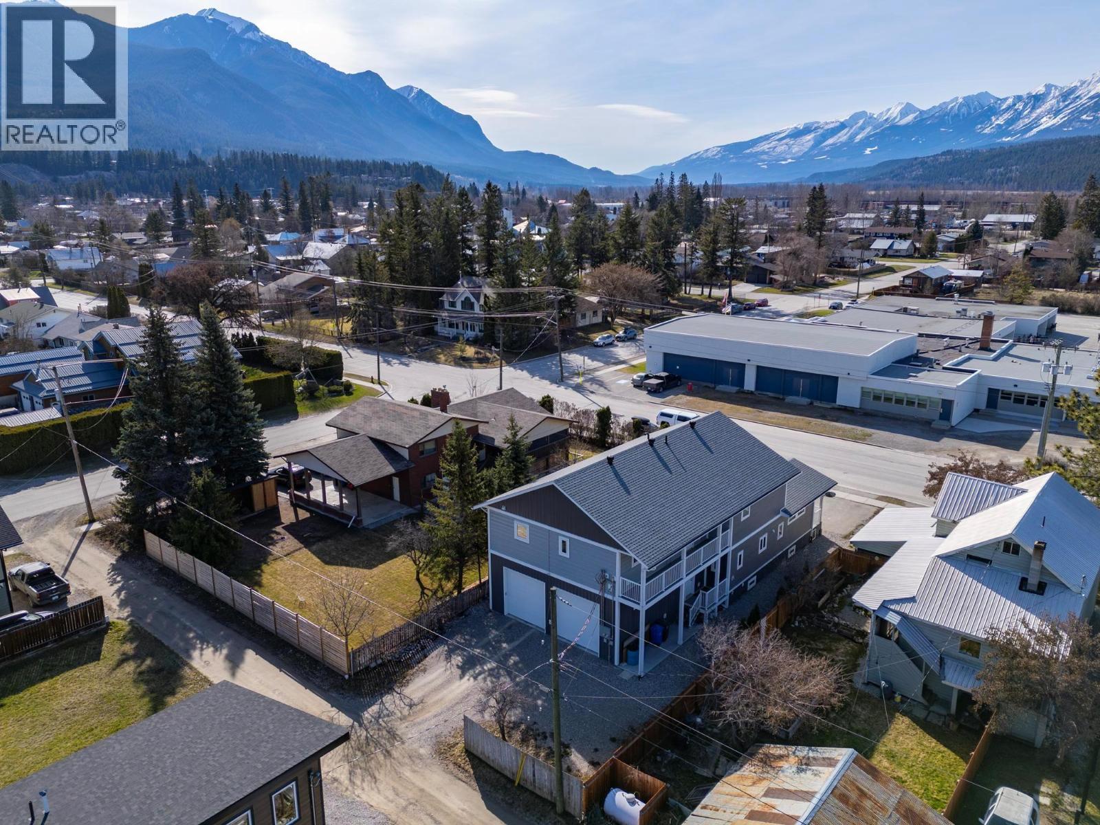 615 9th Street S, Golden, British Columbia  V0A 1H0 - Photo 73 - 10364237