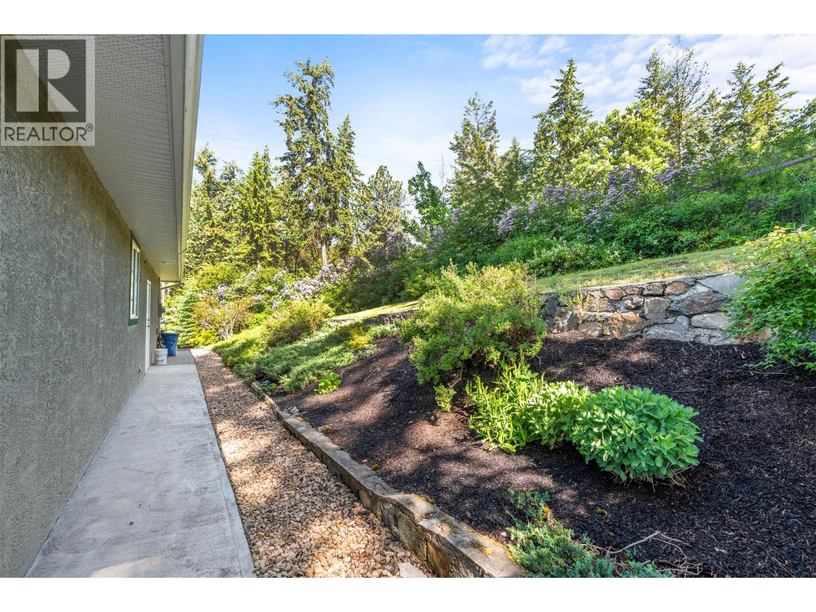 7775 Chew Road, Vernon, British Columbia  V1B 3N6 - Photo 44 - 10364243