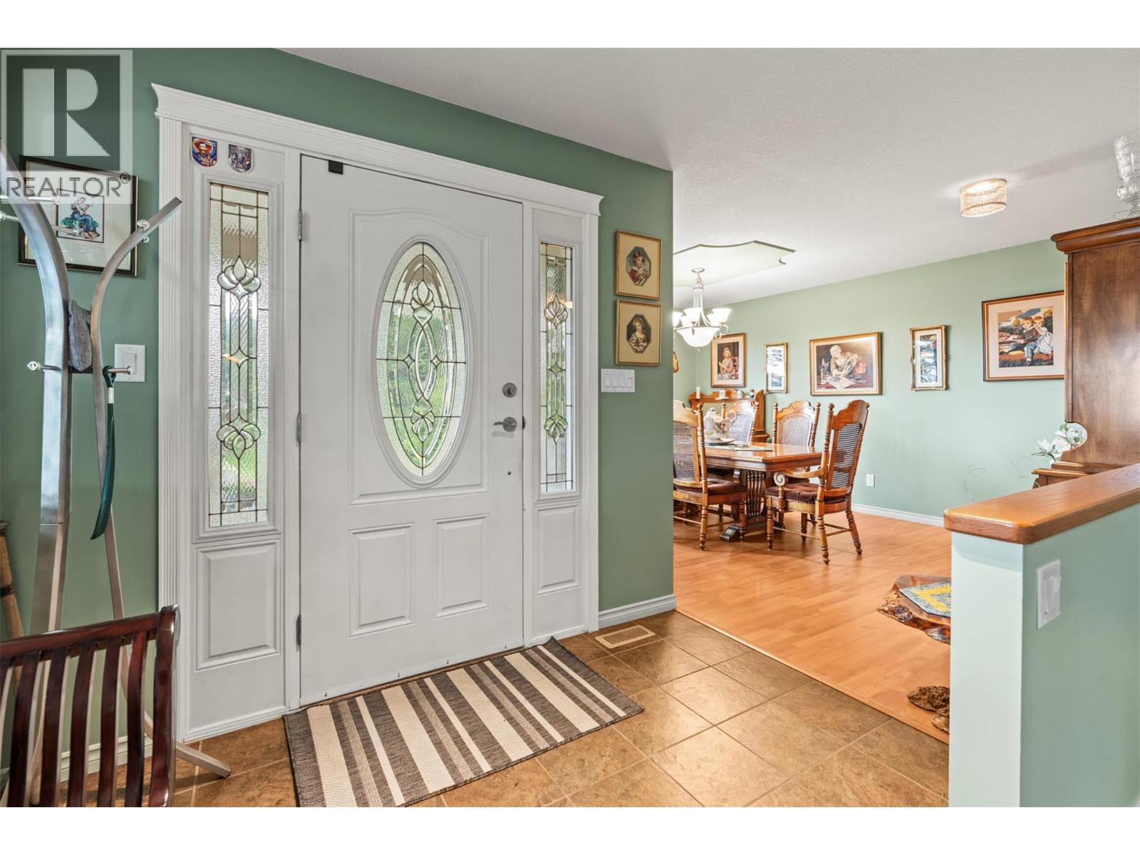 7775 Chew Road, Vernon, British Columbia  V1B 3N6 - Photo 7 - 10364243