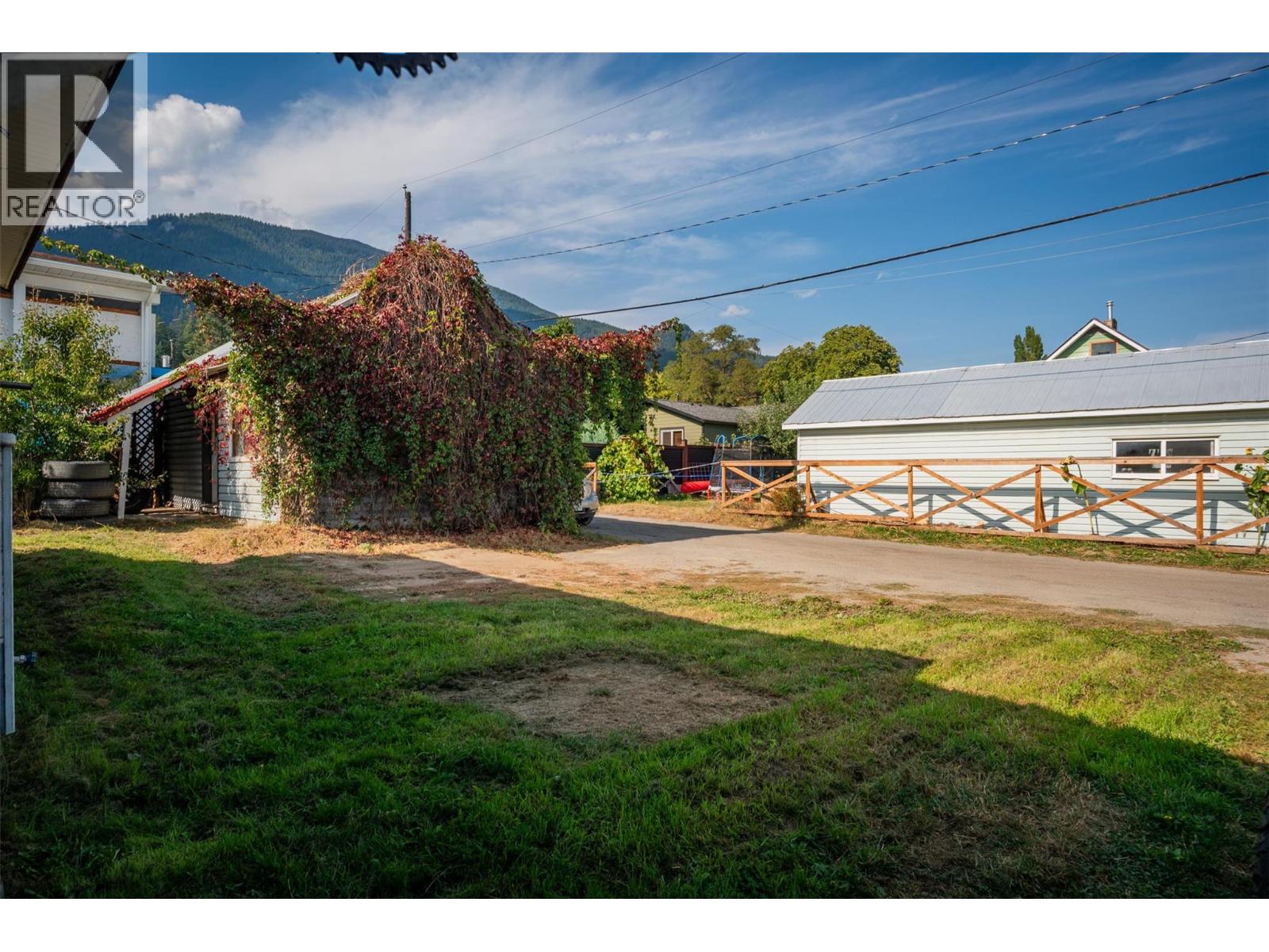 320 River Lane, Kaslo, British Columbia  V0G 1M0 - Photo 31 - 10363786