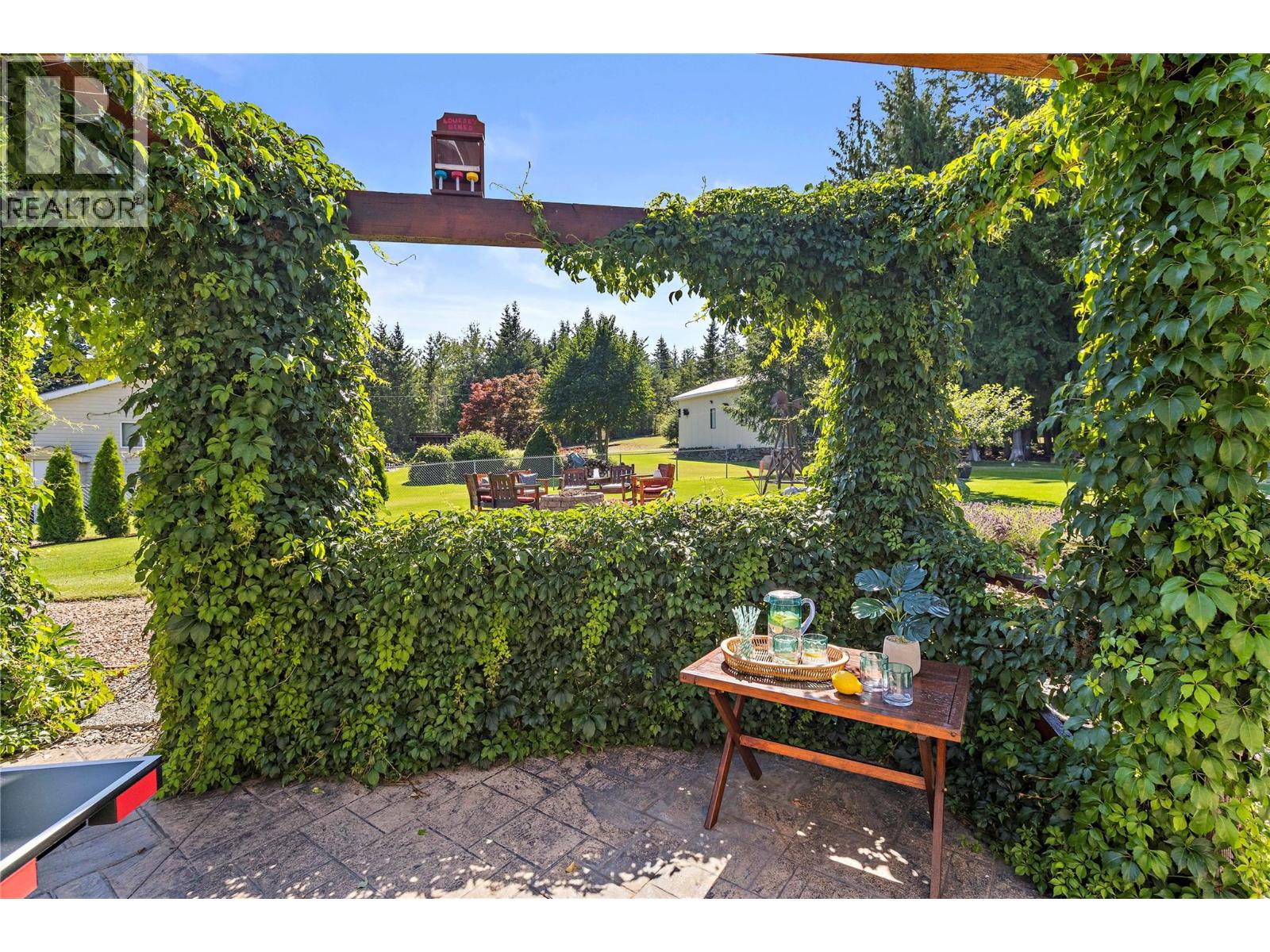 2672 Mckenzie Road, Sorrento, British Columbia  V0E 2W1 - Photo 59 - 10363053