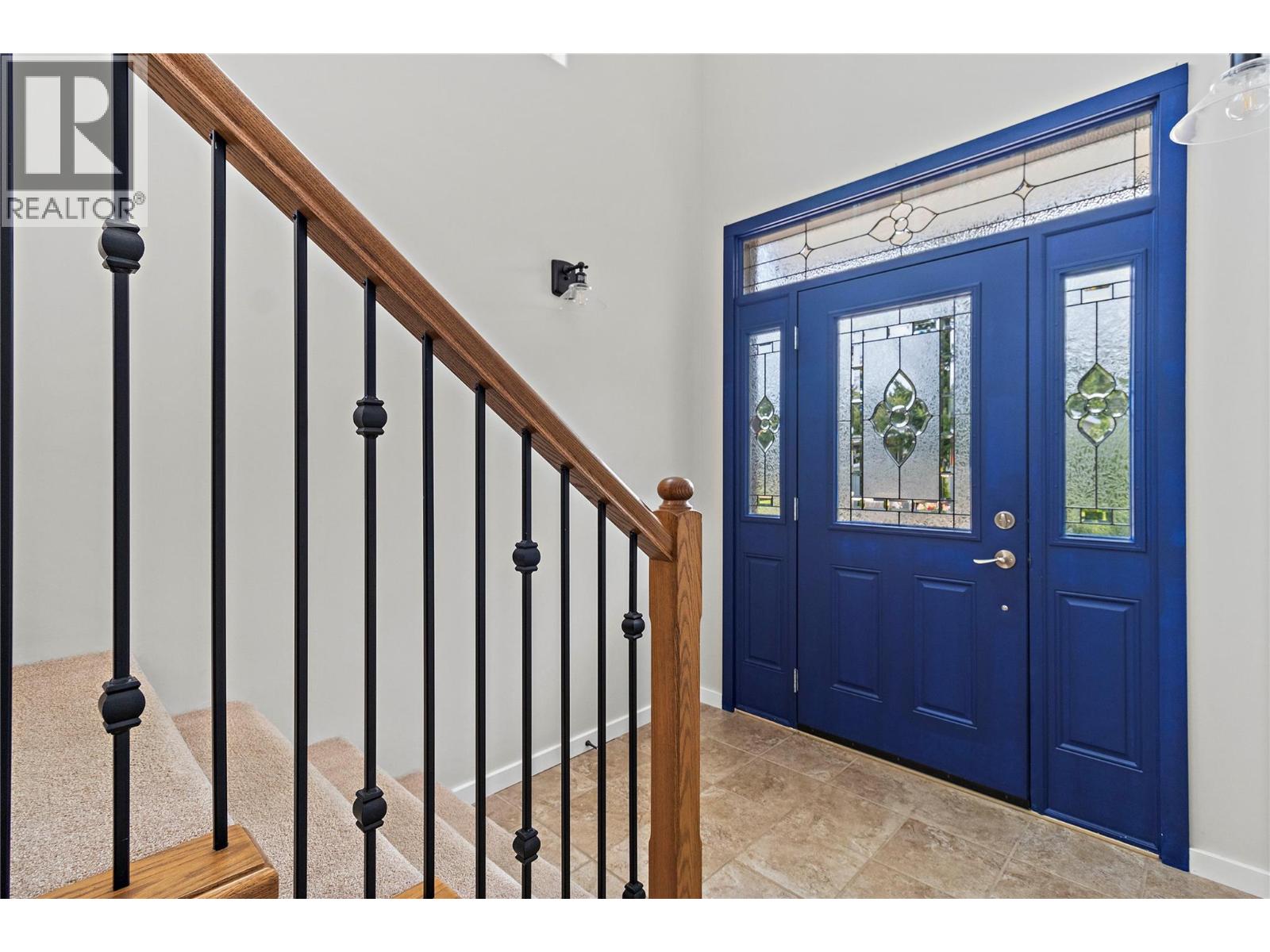 2672 Mckenzie Road, Sorrento, British Columbia  V0E 2W1 - Photo 7 - 10363053