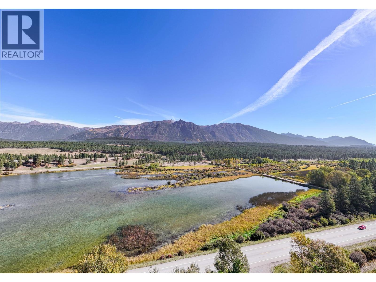 7055 93/95 Highway, Wasa, British Columbia  V0B 2K0 - Photo 59 - 10364005