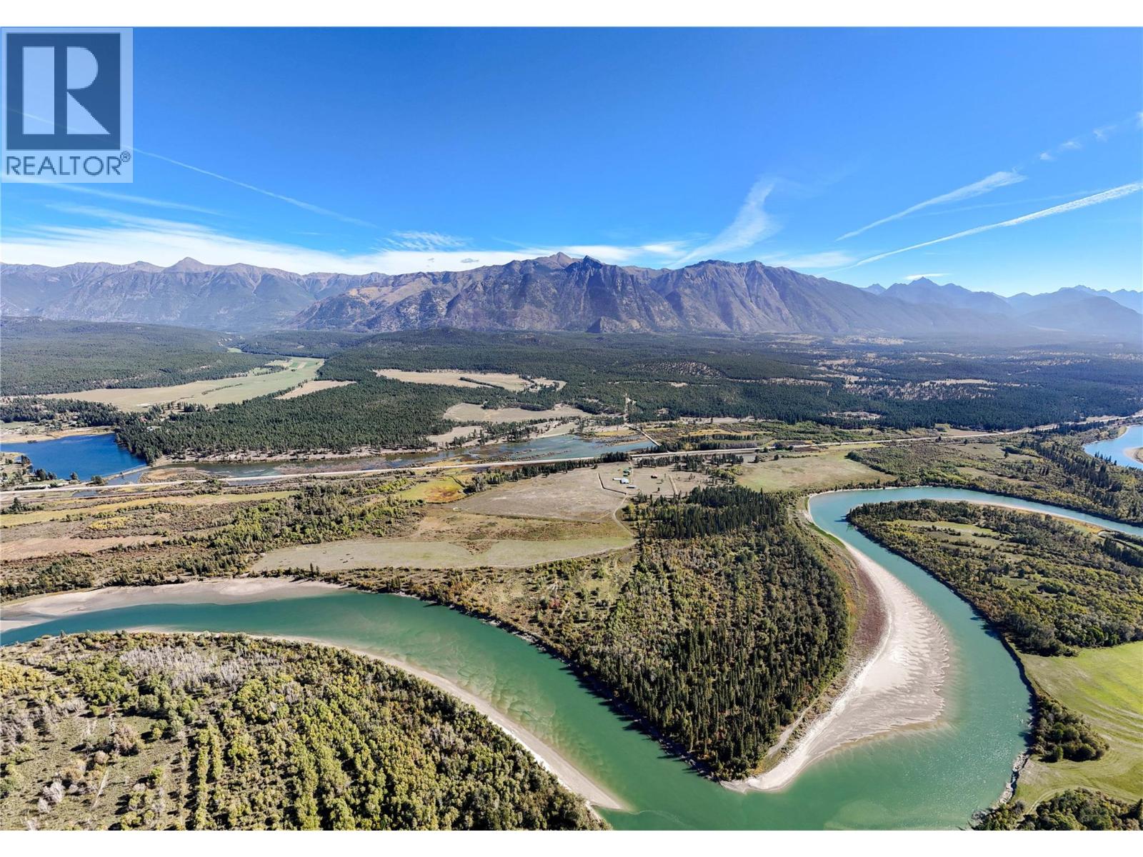 7055 93/95 Highway, Wasa, British Columbia  V0B 2K0 - Photo 62 - 10364005