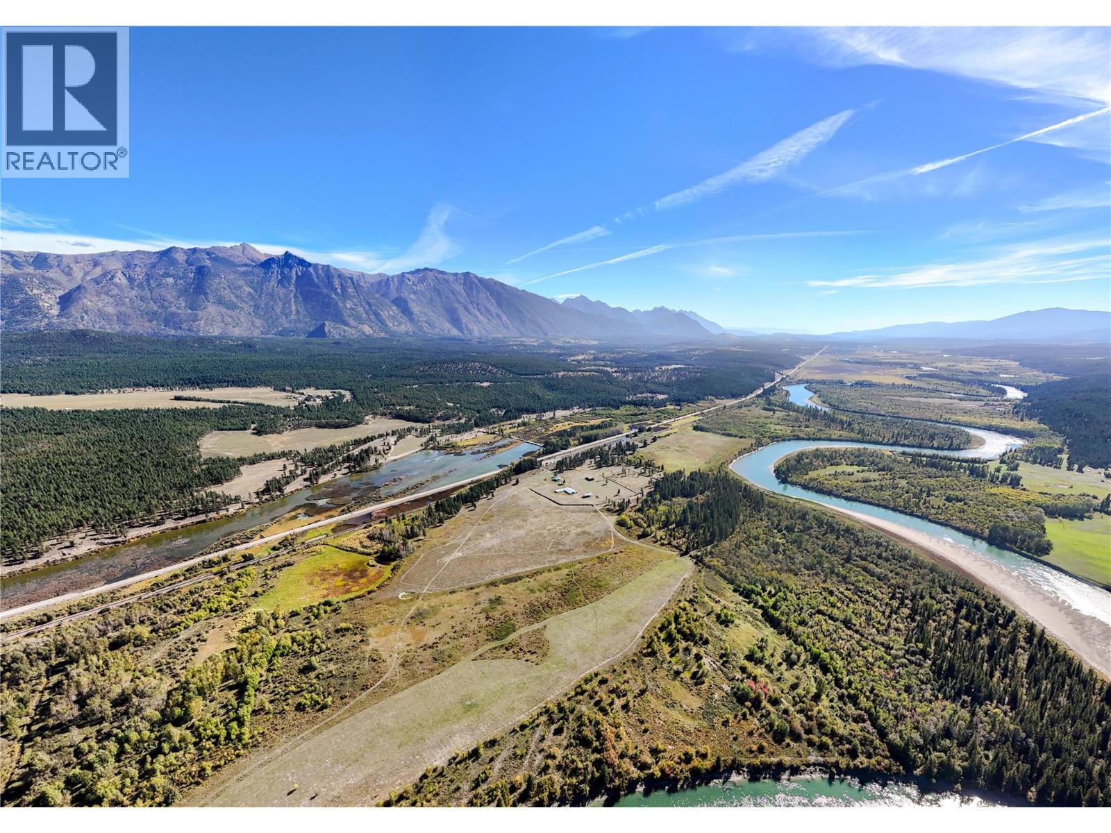 7055 93/95 Highway, Wasa, British Columbia  V0B 2K0 - Photo 63 - 10364005