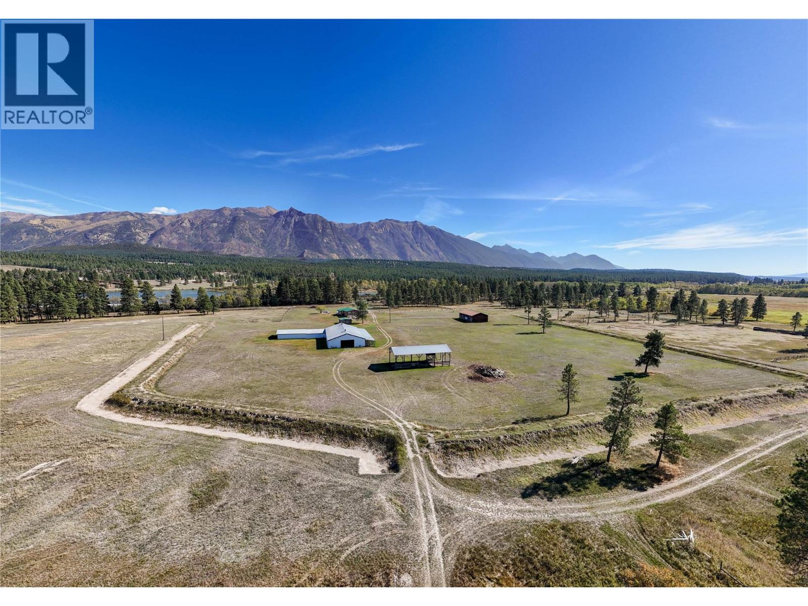 7055 93/95 Highway, Wasa, British Columbia  V0B 2K0 - Photo 70 - 10364005