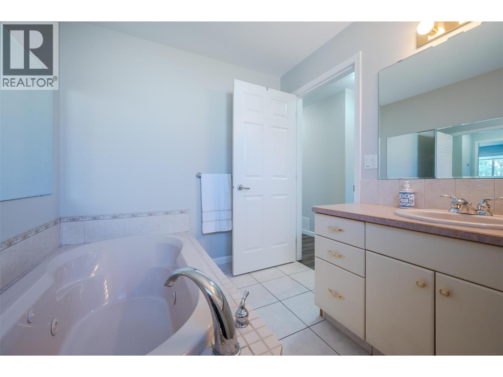 3604 Lobelia Drive, Osoyoos, British Columbia  V0H 1V1 - Photo 48 - 10363869