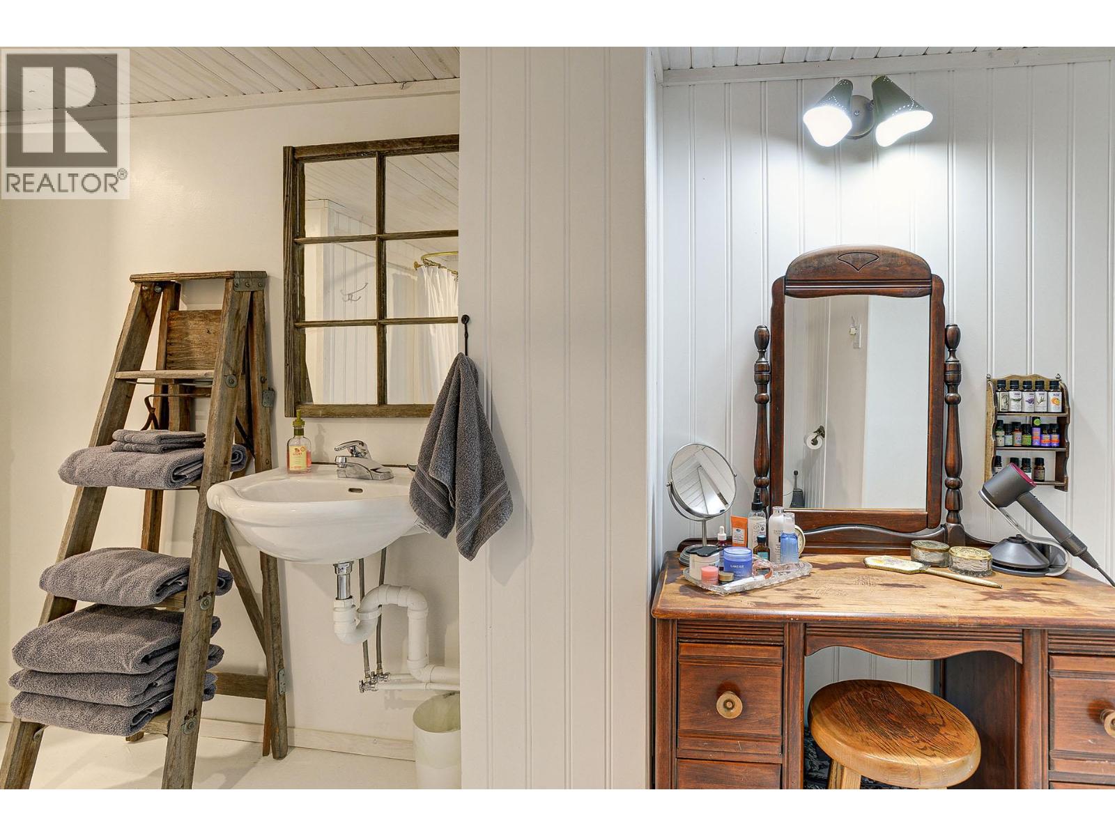 570 Dairy Road, Kamloops, British Columbia  V2B 8N5 - Photo 14 - 10364281