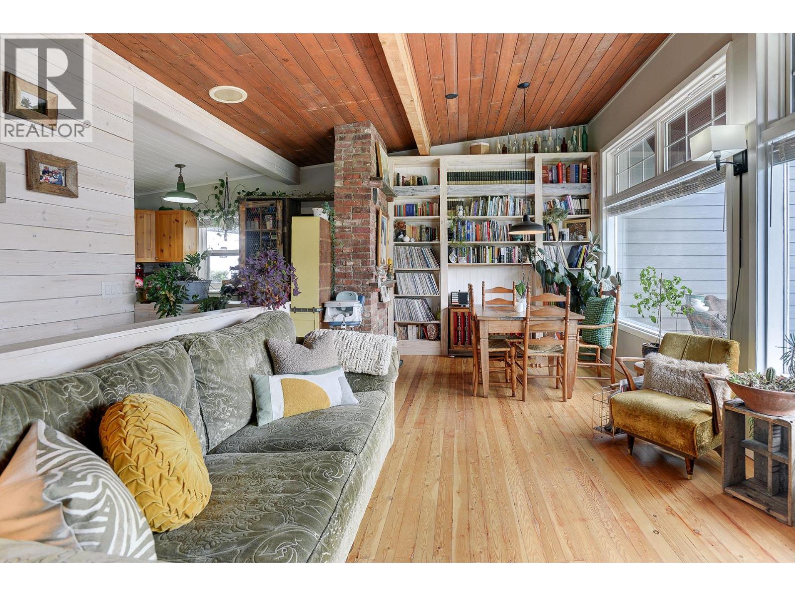 570 Dairy Road, Kamloops, British Columbia  V2B 8N5 - Photo 4 - 10364281