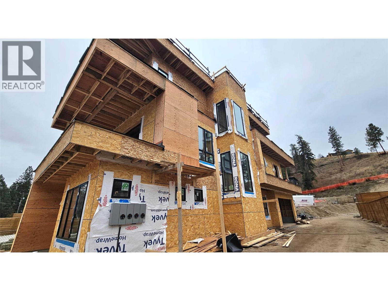 757 Barnaby Road Unit# 1, Kelowna, British Columbia  V1W 4N9 - Photo 5 - 10364178