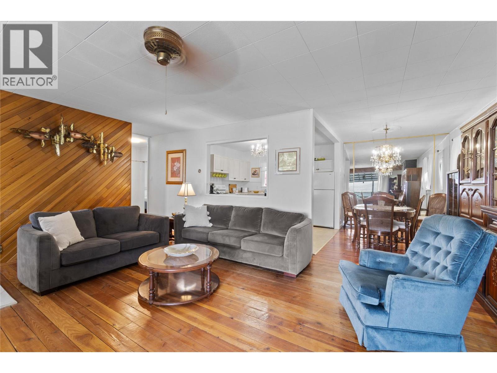 1430 Lakeshore Road Ne, Salmon Arm, British Columbia  V1E 2V7 - Photo 18 - 10364299