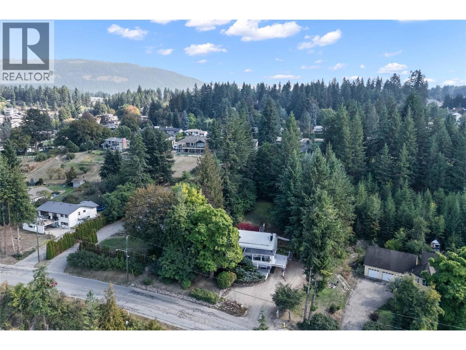 1430 Lakeshore Road Ne, Salmon Arm, British Columbia  V1E 2V7 - Photo 30 - 10364299