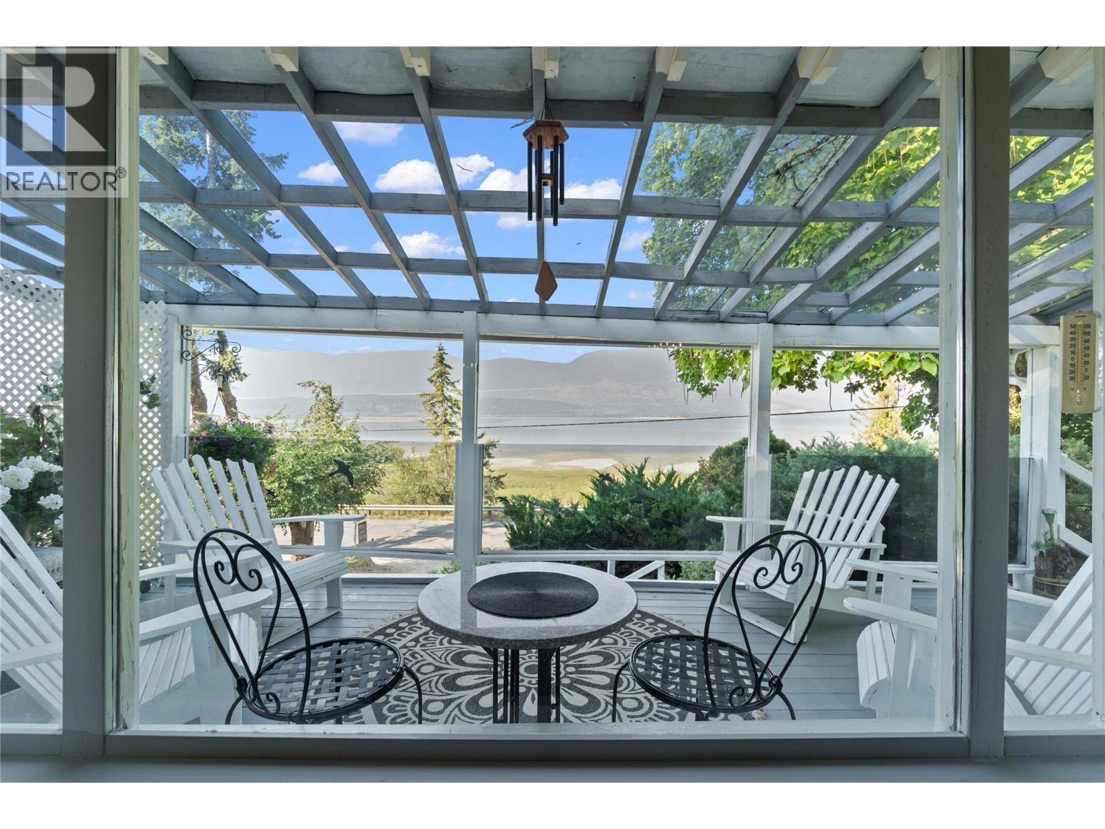 1430 Lakeshore Road Ne, Salmon Arm, British Columbia  V1E 2V7 - Photo 34 - 10364299