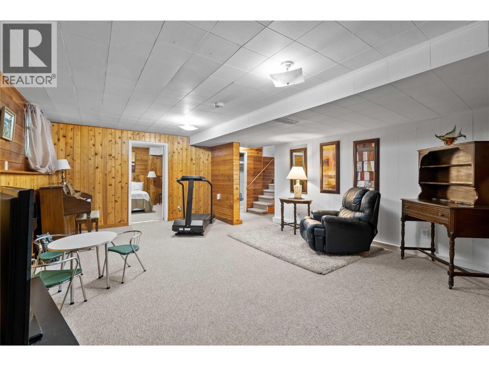 1430 Lakeshore Road Ne, Salmon Arm, British Columbia  V1E 2V7 - Photo 39 - 10364299