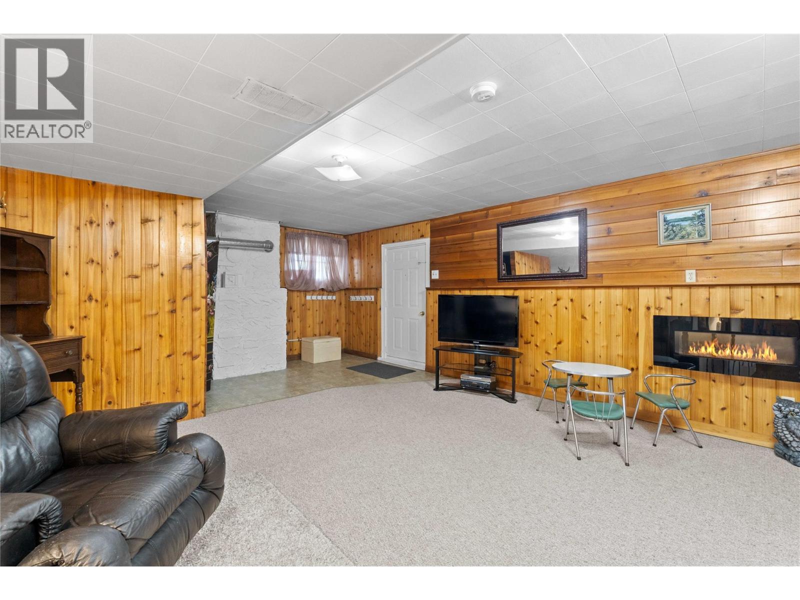 1430 Lakeshore Road Ne, Salmon Arm, British Columbia  V1E 2V7 - Photo 41 - 10364299