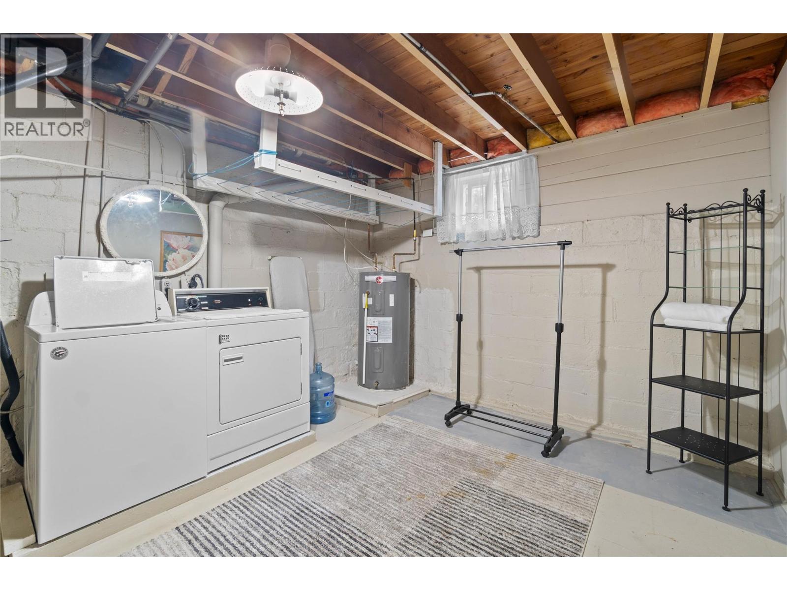 1430 Lakeshore Road Ne, Salmon Arm, British Columbia  V1E 2V7 - Photo 42 - 10364299