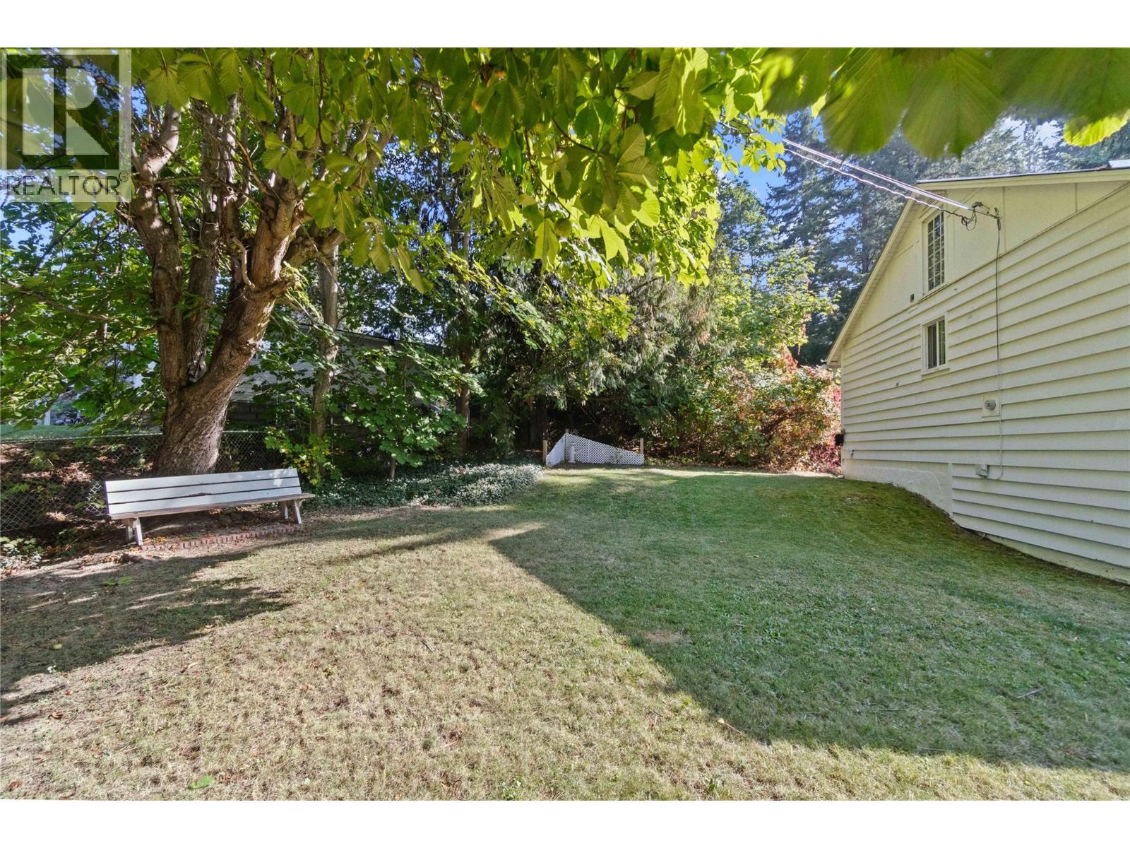 1430 Lakeshore Road Ne, Salmon Arm, British Columbia  V1E 2V7 - Photo 52 - 10364299