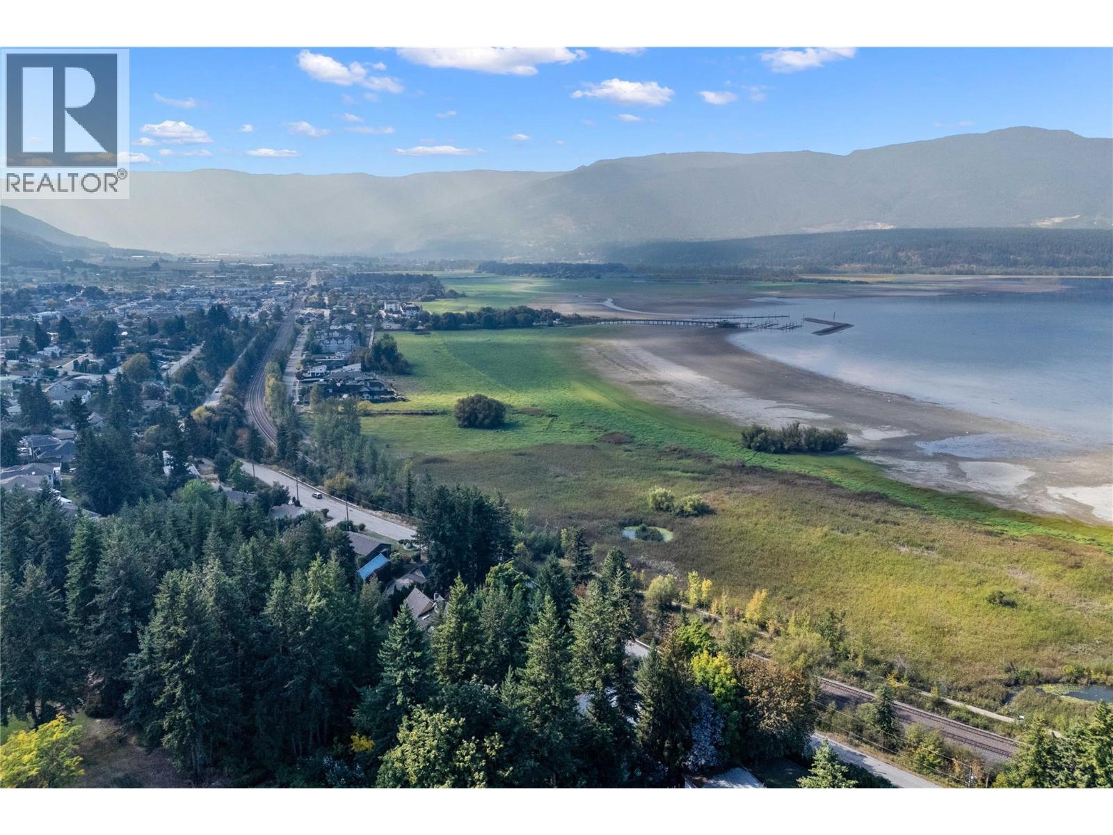 1430 Lakeshore Road Ne, Salmon Arm, British Columbia  V1E 2V7 - Photo 89 - 10364299