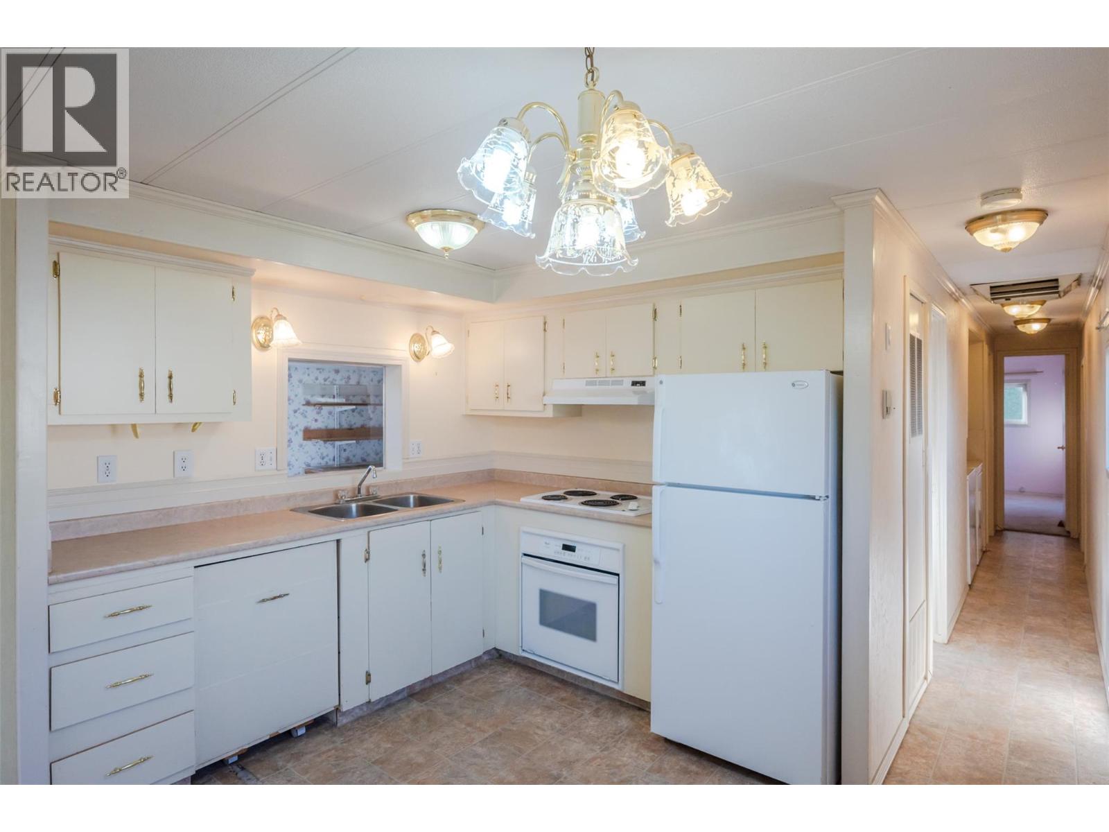 98 Okanagan Avenue E Unit# 97, Penticton, British Columbia  V2A 3J5 - Photo 11 - 10364294