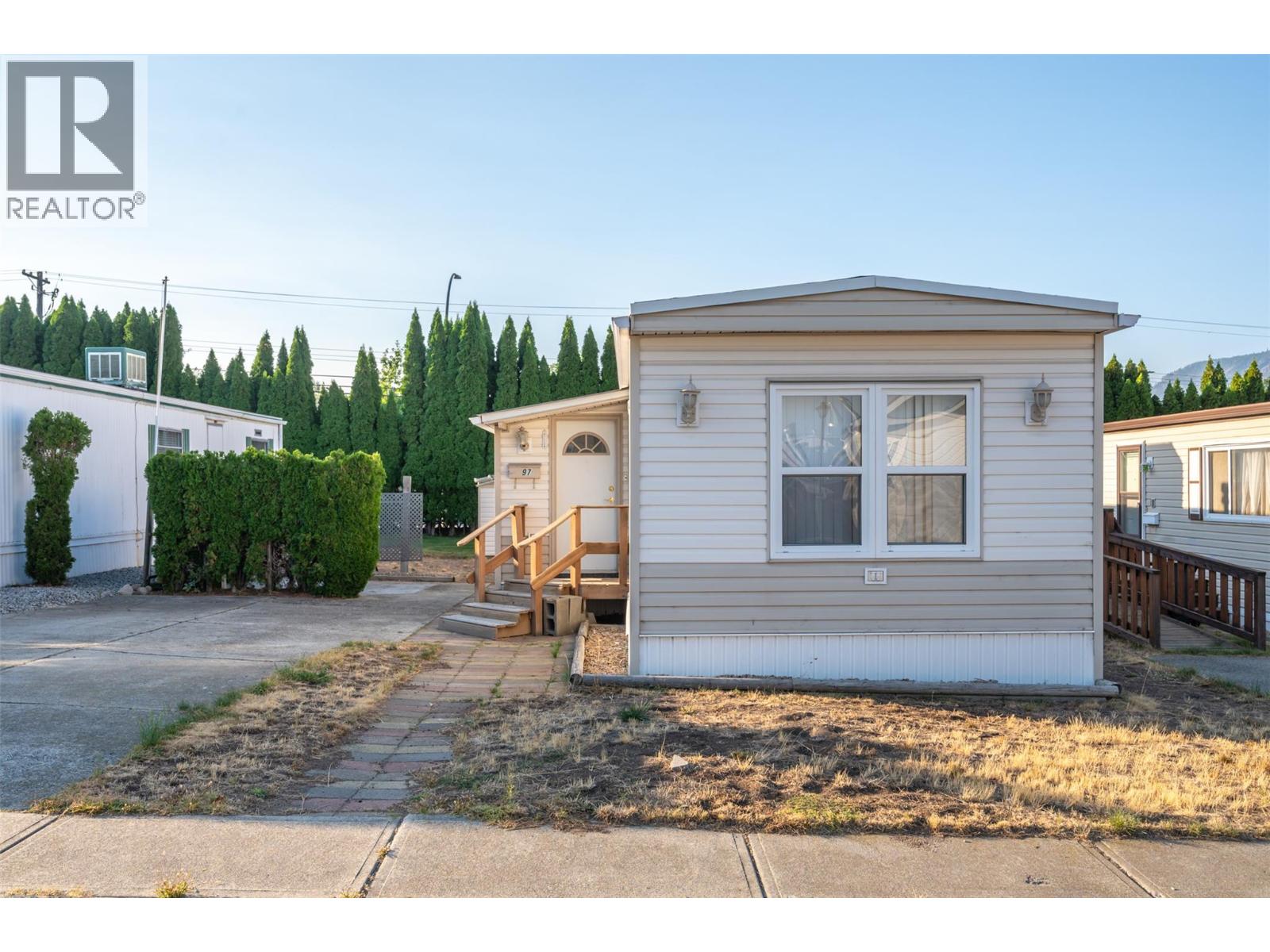 98 Okanagan Avenue E Unit# 97, Penticton, British Columbia  V2A 3J5 - Photo 2 - 10364294