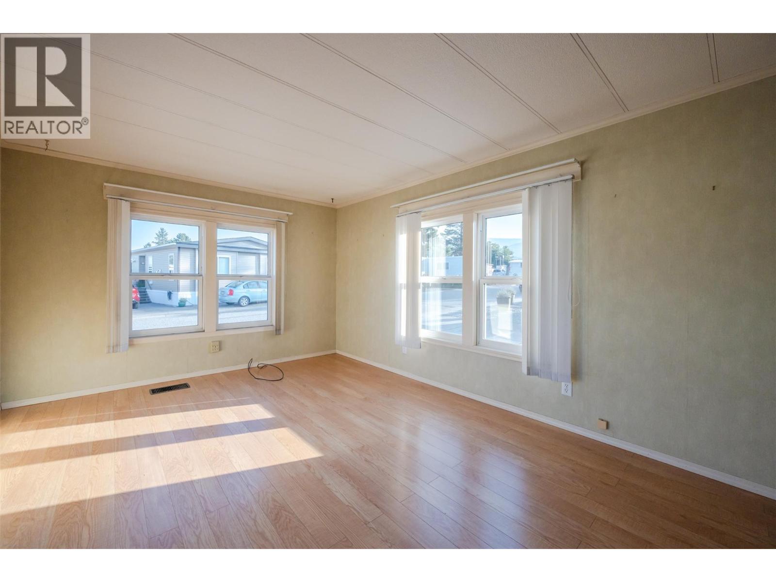 98 Okanagan Avenue E Unit# 97, Penticton, British Columbia  V2A 3J5 - Photo 5 - 10364294