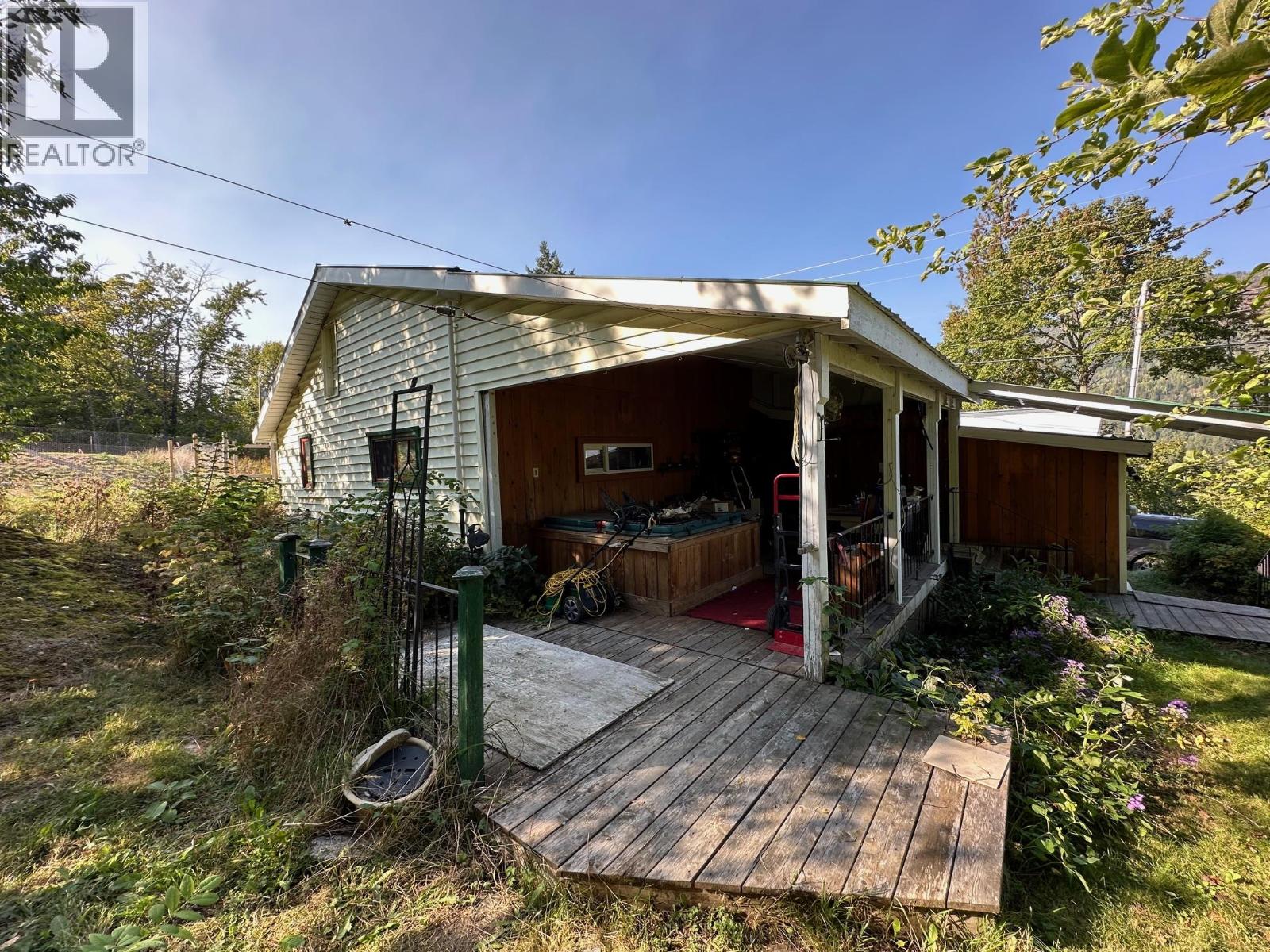 1595 Granite Road, Nelson, British Columbia  V1L 6T7 - Photo 3 - 10364286