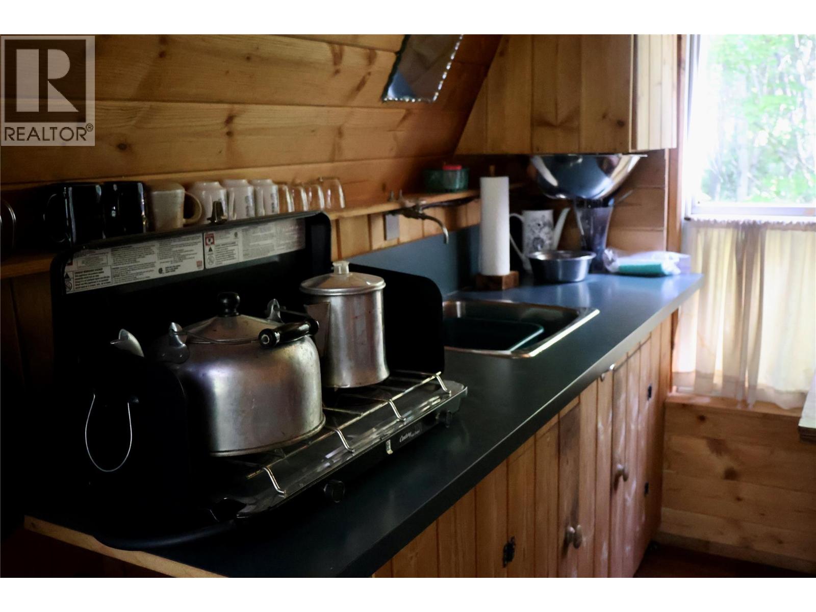 1427 Hartley Road, Golden, British Columbia  V0A 1H1 - Photo 36 - 10363925