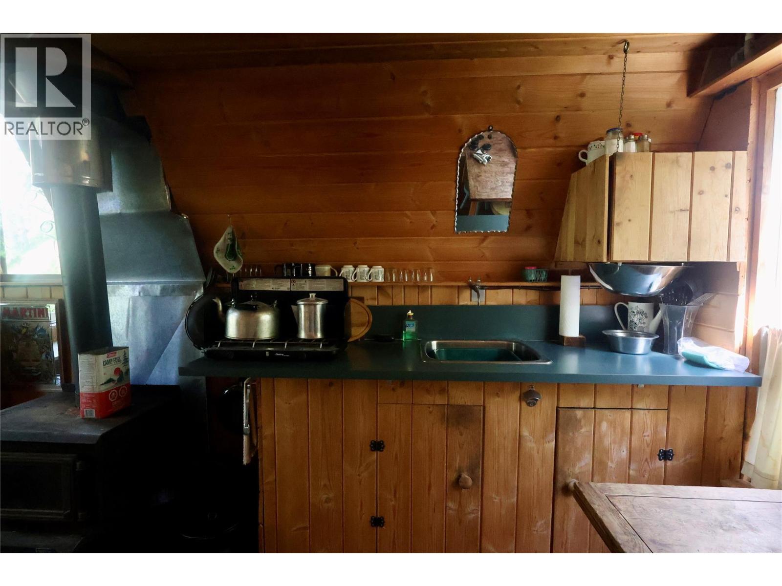 1427 Hartley Road, Golden, British Columbia  V0A 1H1 - Photo 38 - 10363925