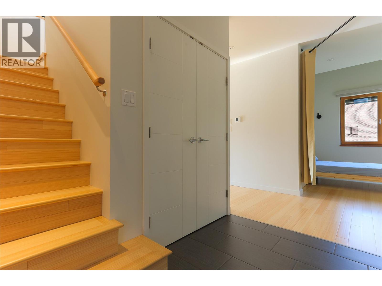 1006 Silvertip Road, Rossland, British Columbia  V0G 1Y0 - Photo 45 - 10363923