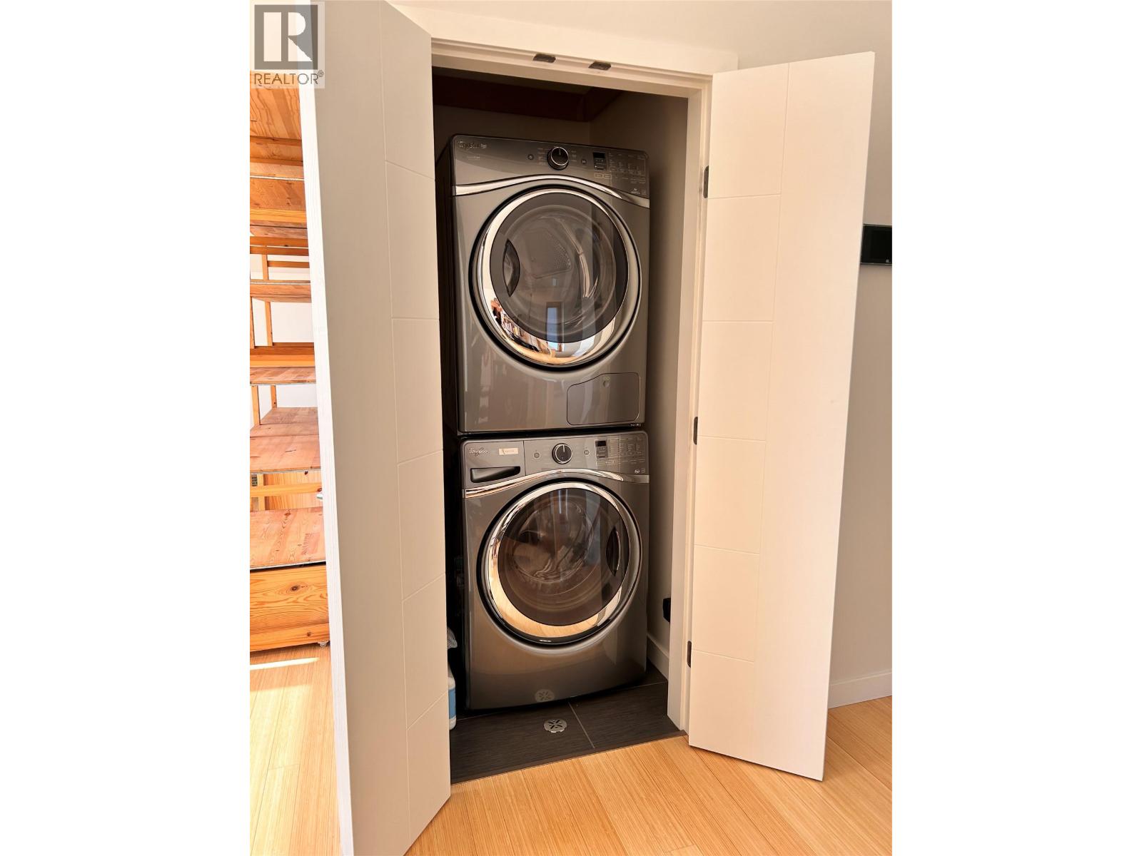 1006 Silvertip Road, Rossland, British Columbia  V0G 1Y0 - Photo 55 - 10363923