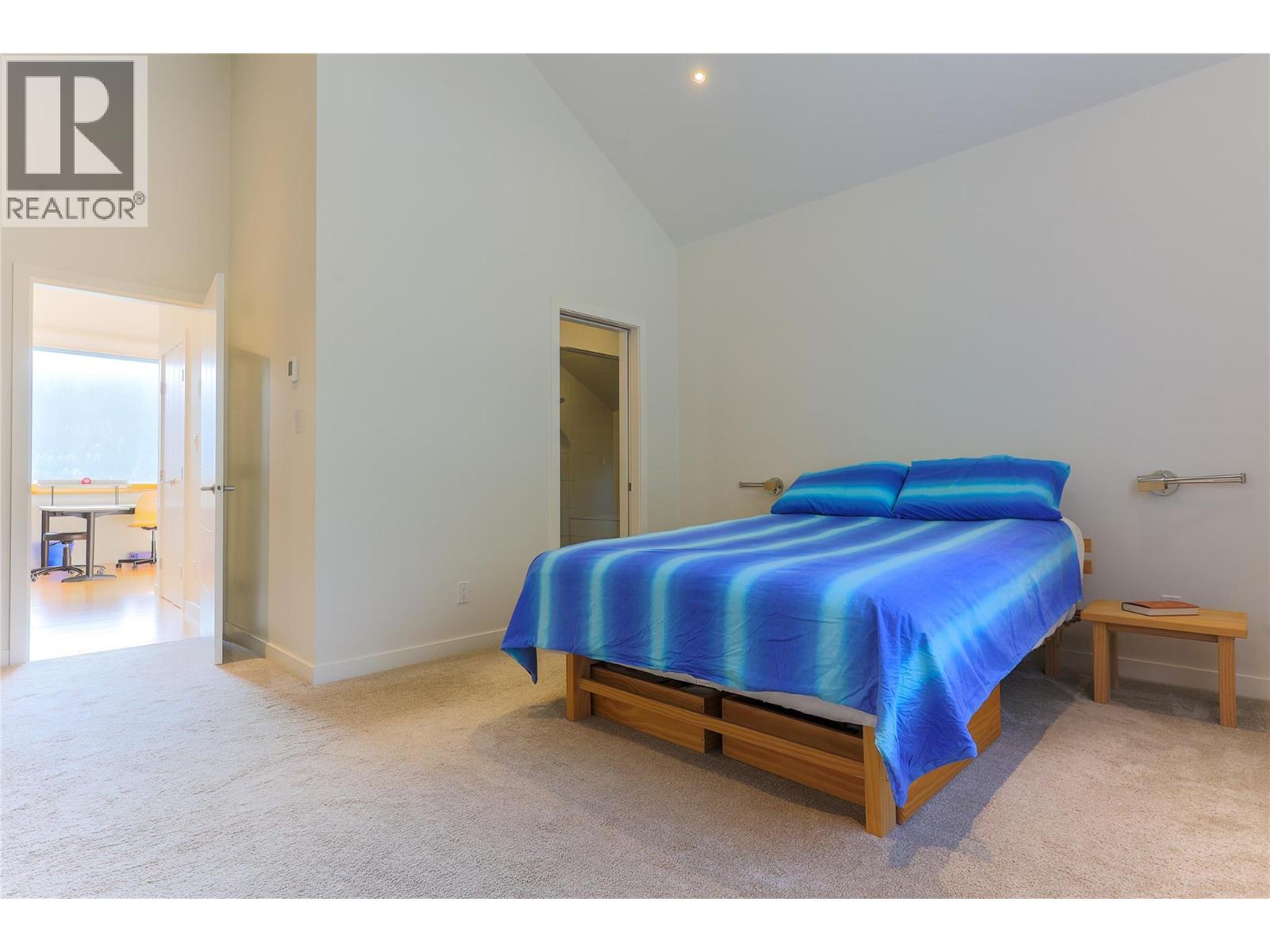 1006 Silvertip Road, Rossland, British Columbia  V0G 1Y0 - Photo 58 - 10363923