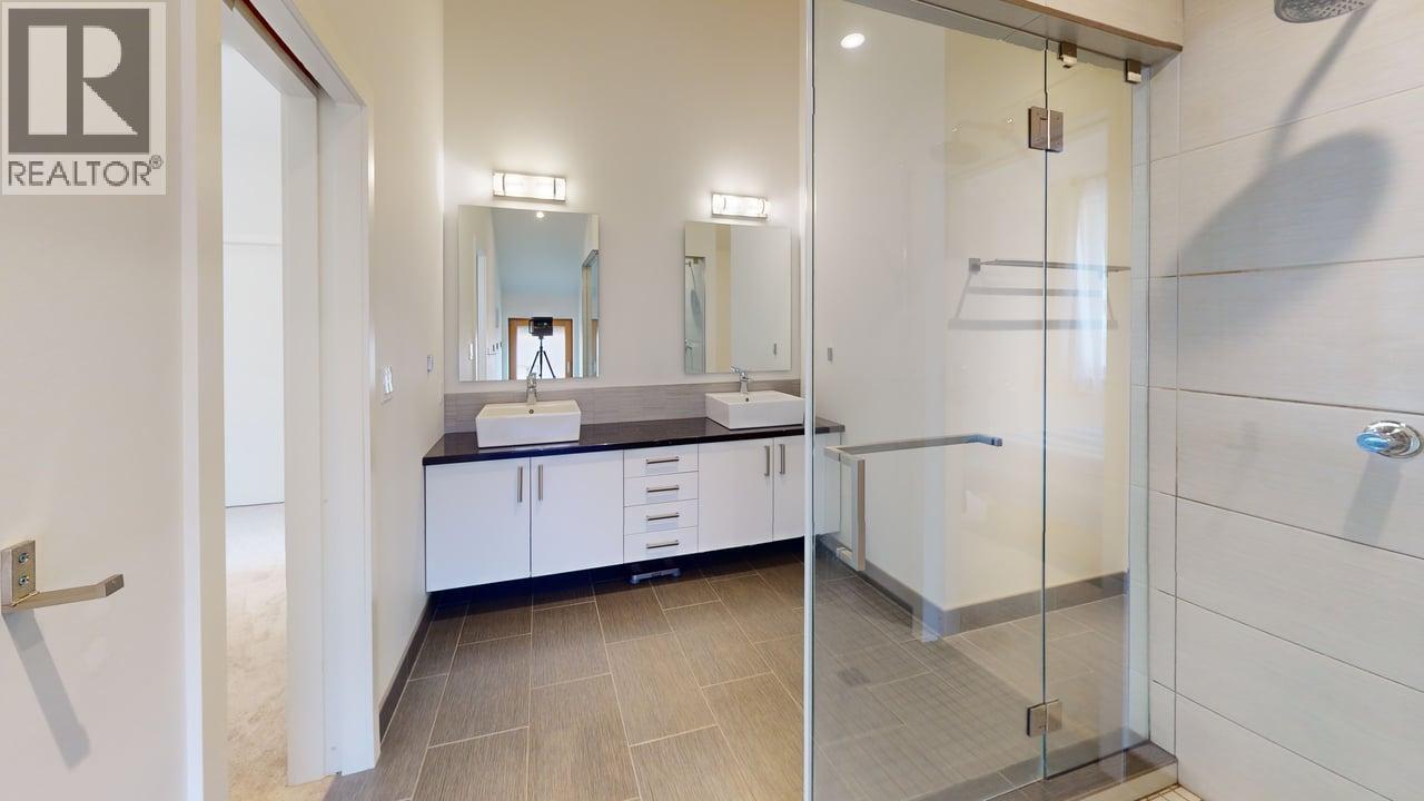 1006 Silvertip Road, Rossland, British Columbia  V0G 1Y0 - Photo 61 - 10363923