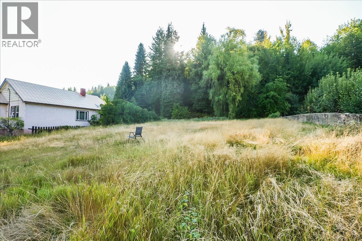 156 Haig Street Street, Warfield, British Columbia  V1R 2L9 - Photo 17 - 10363909