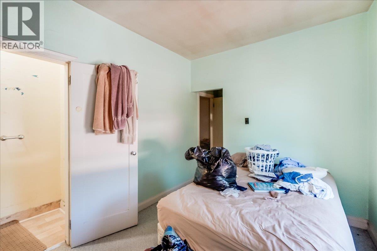 156 Haig Street Street, Warfield, British Columbia  V1R 2L9 - Photo 27 - 10363909