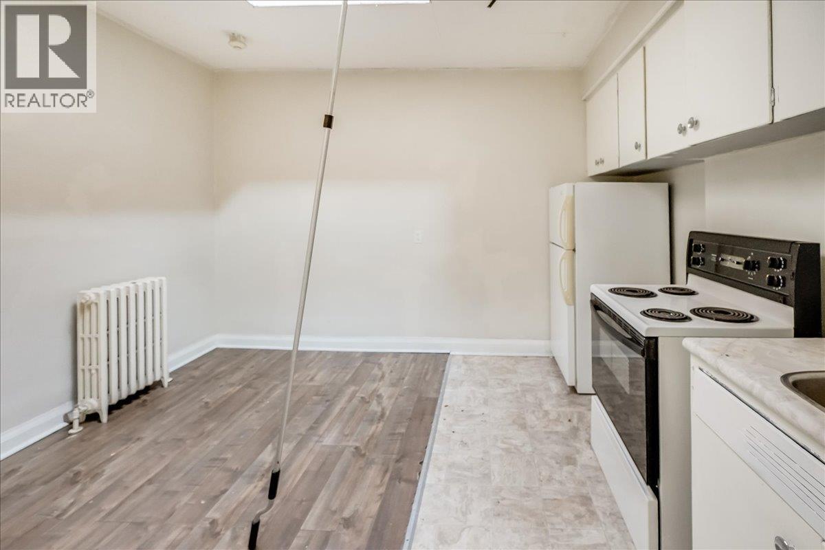 156 Haig Street Street, Warfield, British Columbia  V1R 2L9 - Photo 33 - 10363909