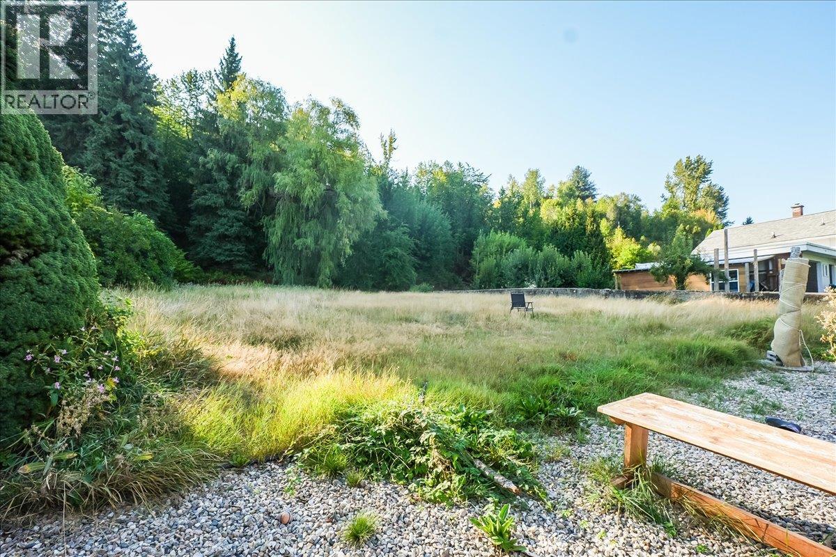 156 Haig Street Street, Warfield, British Columbia  V1R 2L9 - Photo 8 - 10363909