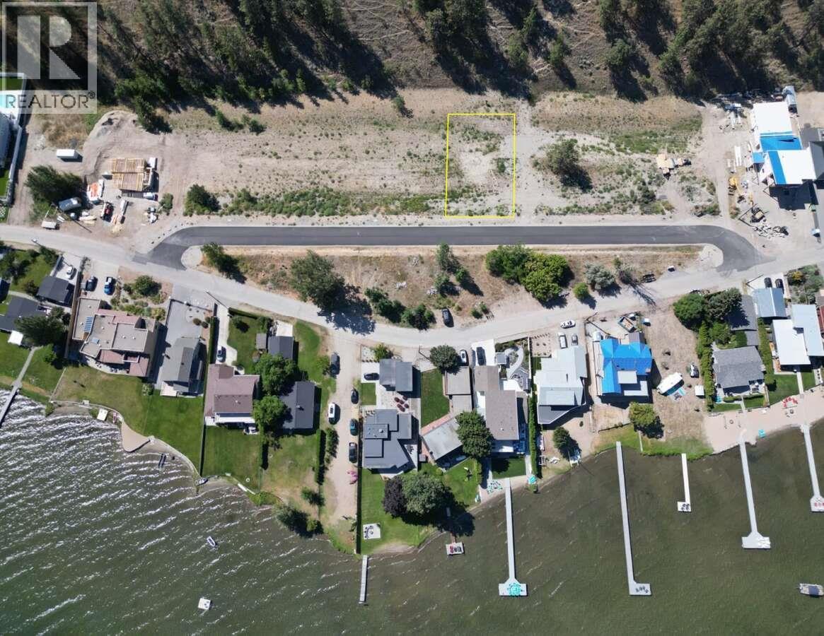 121 Alder Crescent, Kaleden, British Columbia  V0H 1K0 - Photo 3 - 10364439