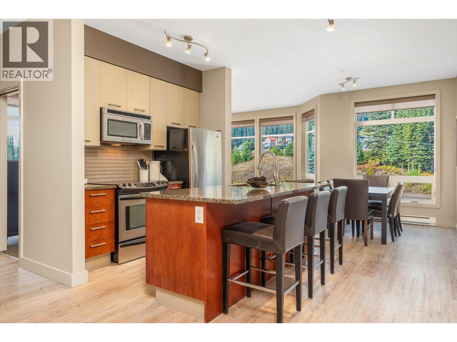 30 Monashee Road Unit# 214, Silver Star, British Columbia  V1B 0S8 - Photo 6 - 10363730