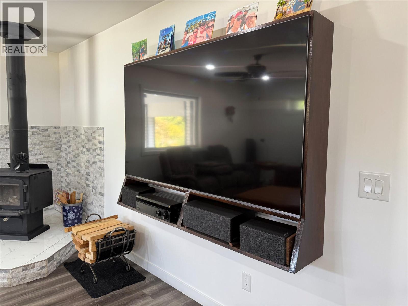 6135 12th Street, Grand Forks, British Columbia  V0H 1H0 - Photo 15 - 10364487