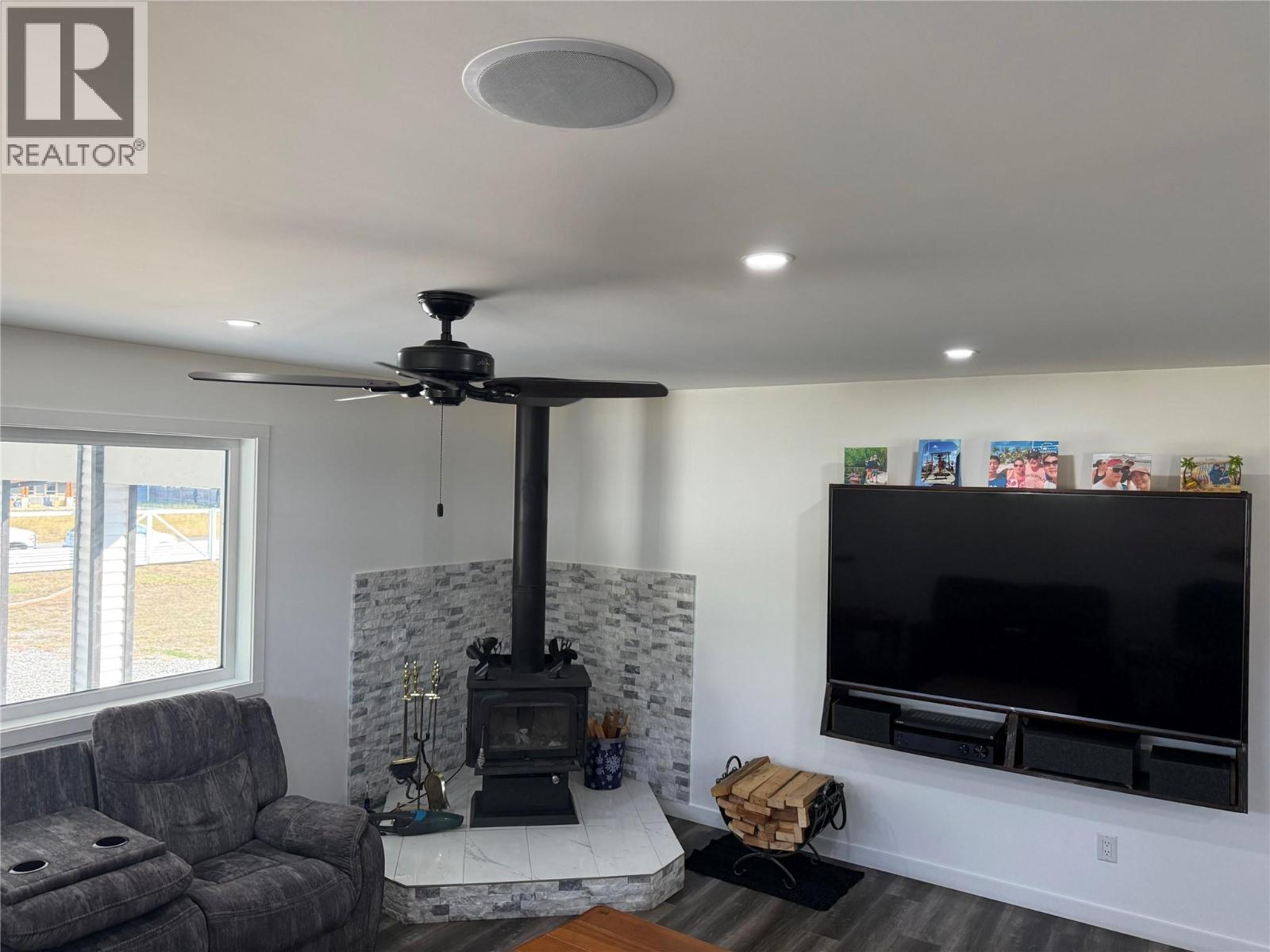 6135 12th Street, Grand Forks, British Columbia  V0H 1H0 - Photo 16 - 10364487