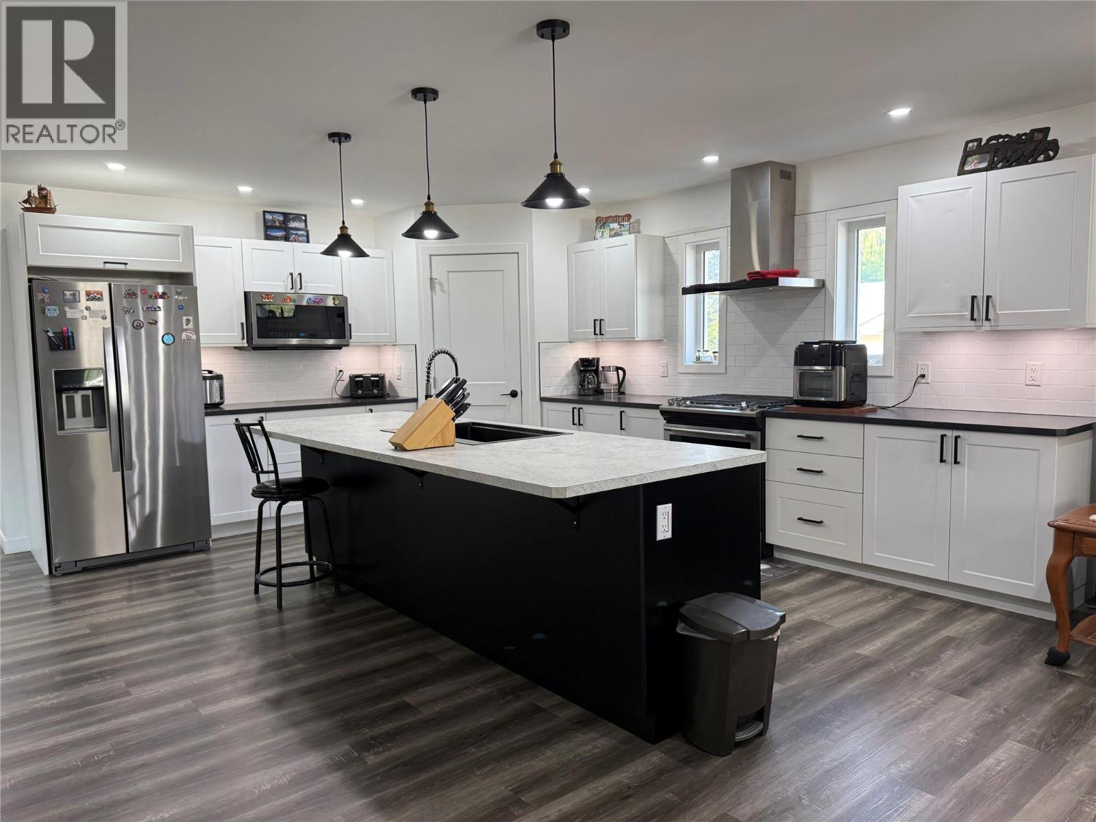 6135 12th Street, Grand Forks, British Columbia  V0H 1H0 - Photo 22 - 10364487