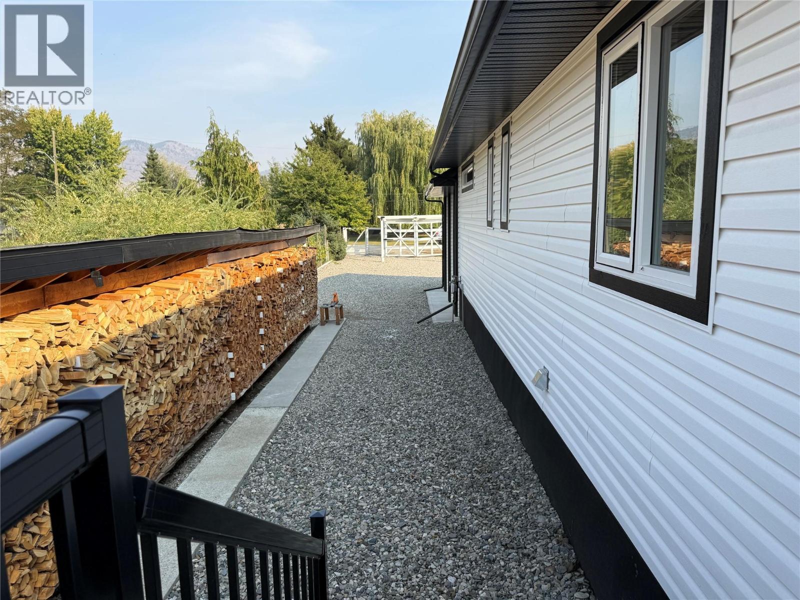 6135 12th Street, Grand Forks, British Columbia  V0H 1H0 - Photo 38 - 10364487