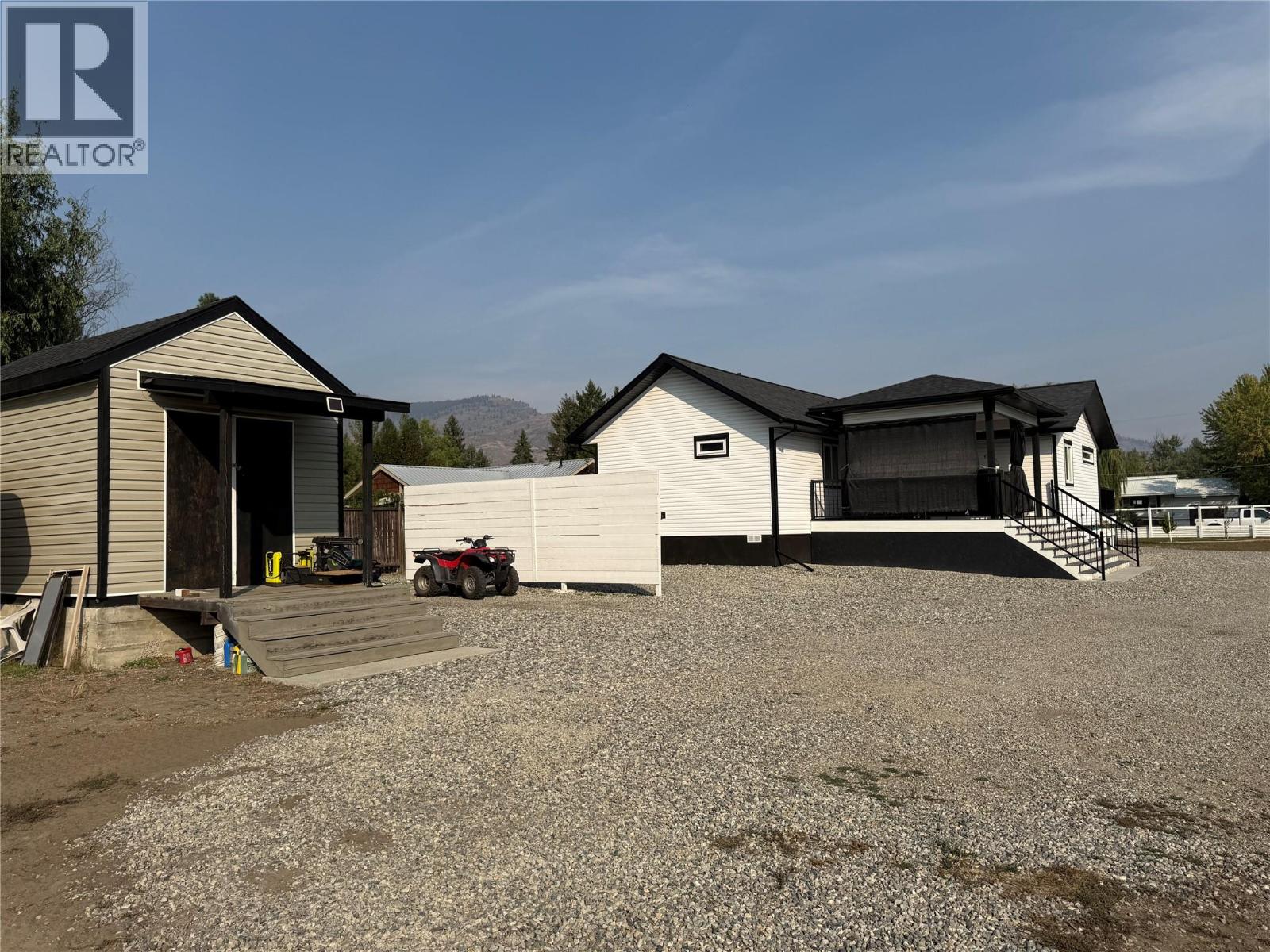 6135 12th Street, Grand Forks, British Columbia  V0H 1H0 - Photo 49 - 10364487