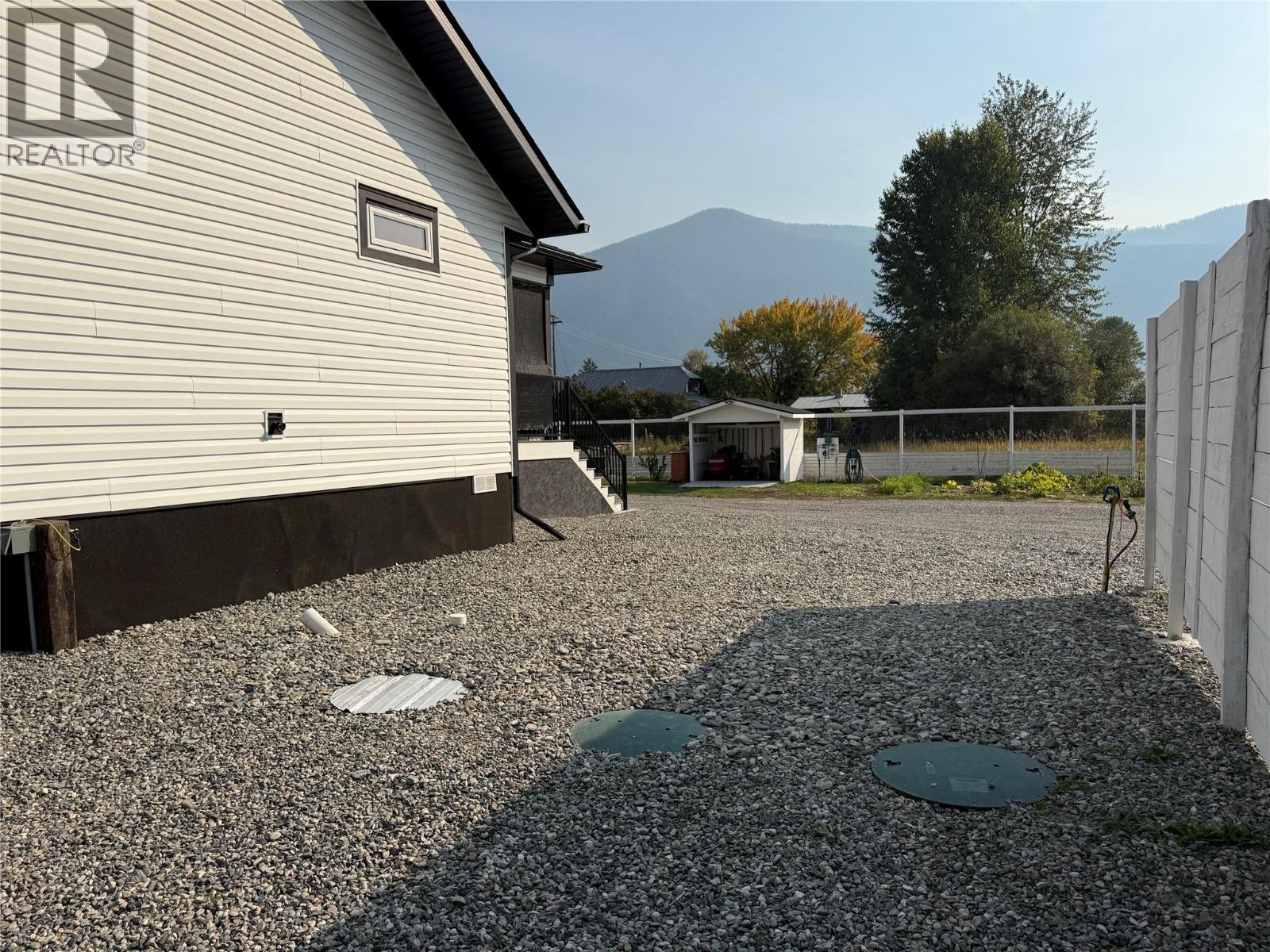 6135 12th Street, Grand Forks, British Columbia  V0H 1H0 - Photo 52 - 10364487