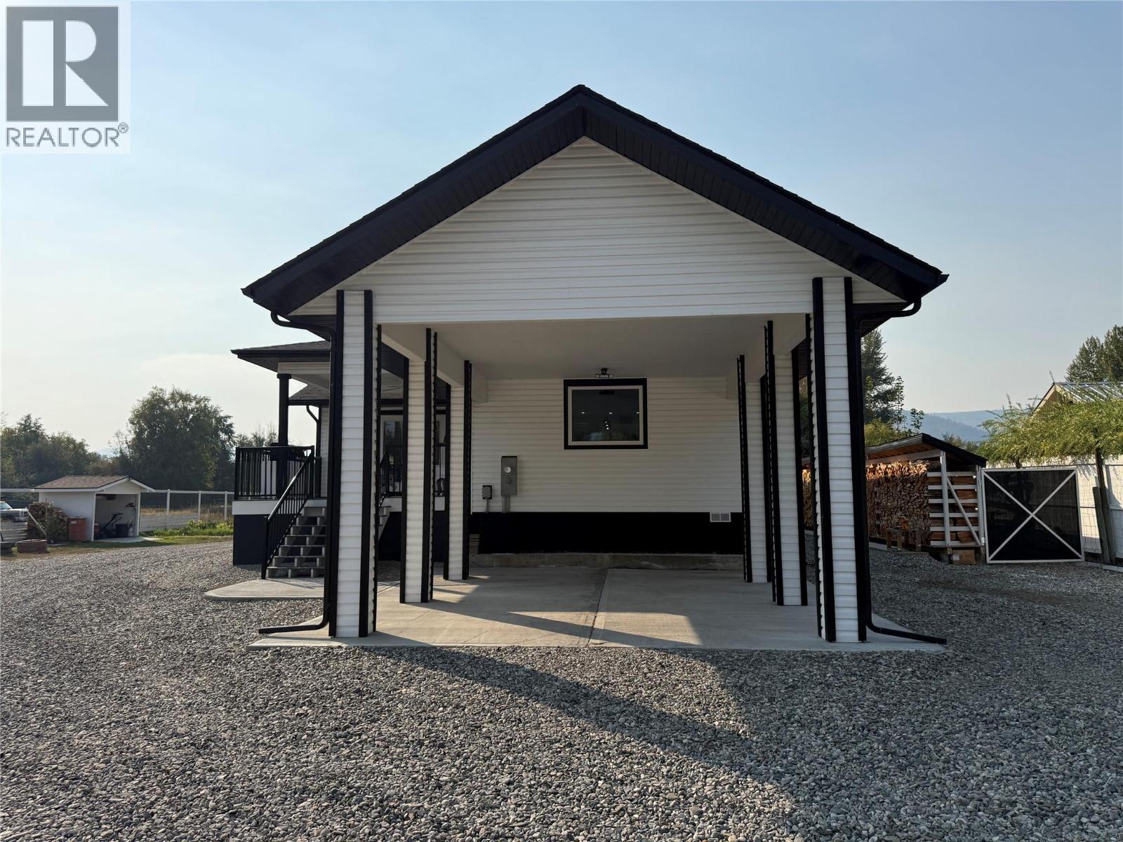 6135 12th Street, Grand Forks, British Columbia  V0H 1H0 - Photo 59 - 10364487