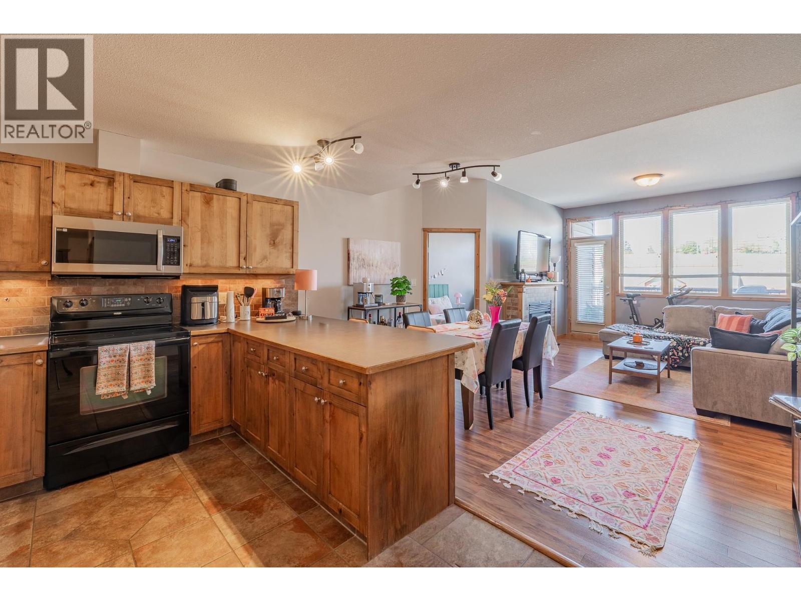 519 13th Street Unit# 4, Invermere, British Columbia  V0A 1K0 - Photo 6 - 10364504