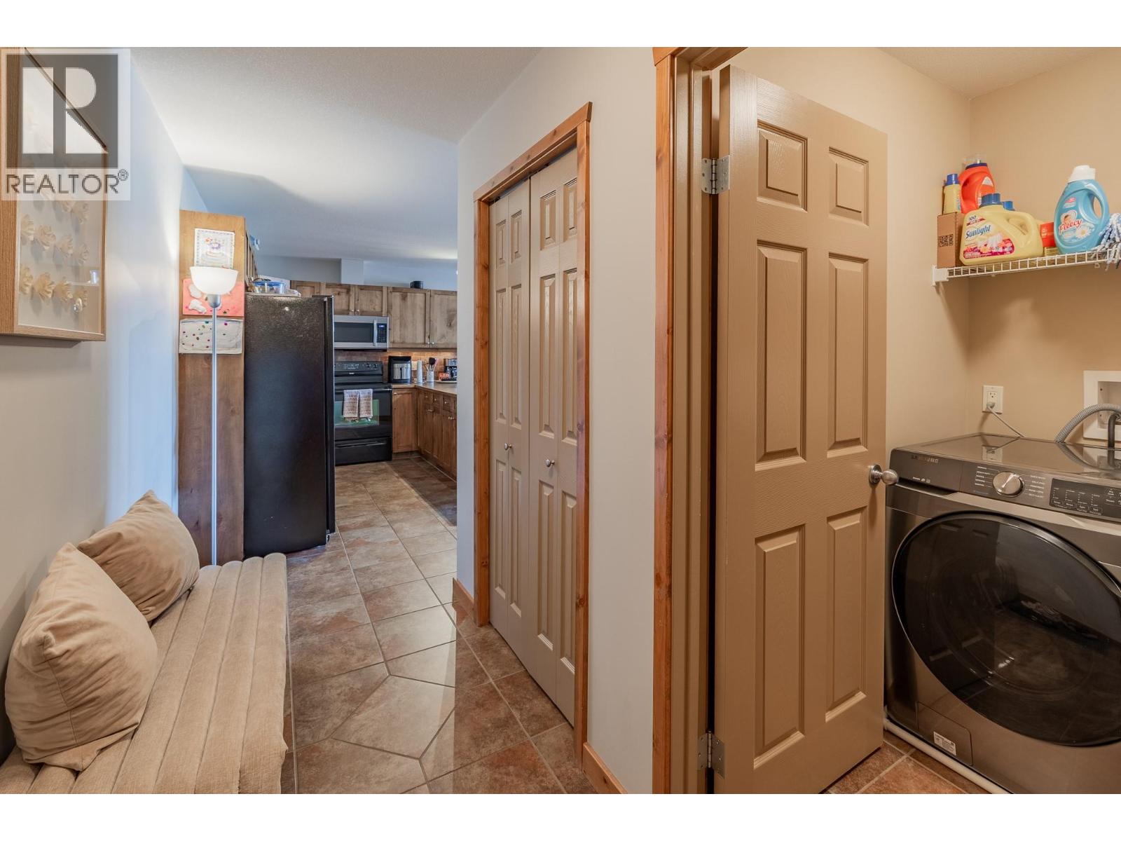 519 13th Street Unit# 4, Invermere, British Columbia  V0A 1K0 - Photo 9 - 10364504