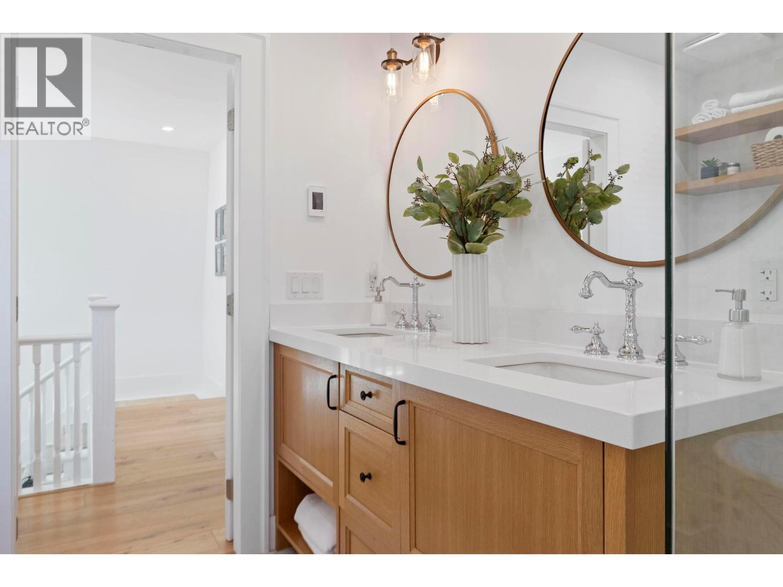 1001 Lawrence Avenue, Kelowna, British Columbia  V1Y 6M3 - Photo 22 - 10364522