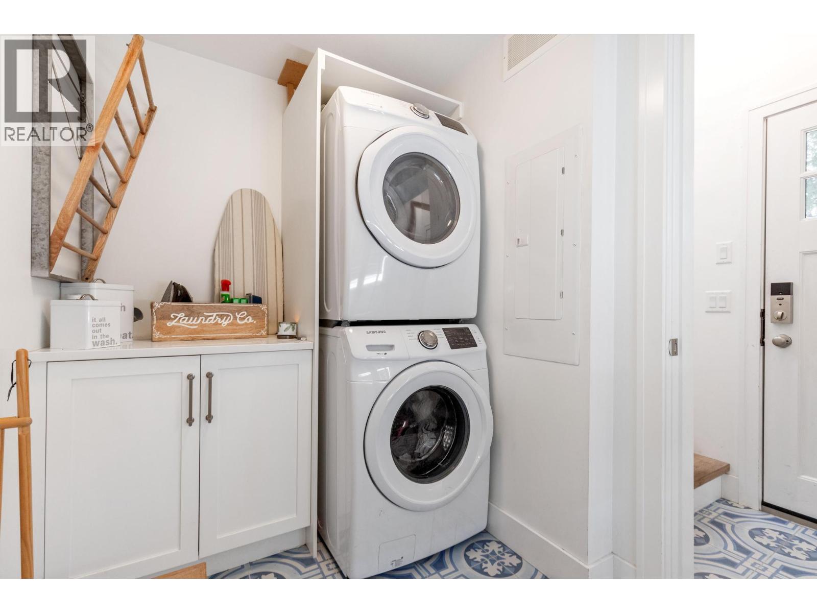 1001 Lawrence Avenue, Kelowna, British Columbia  V1Y 6M3 - Photo 39 - 10364522